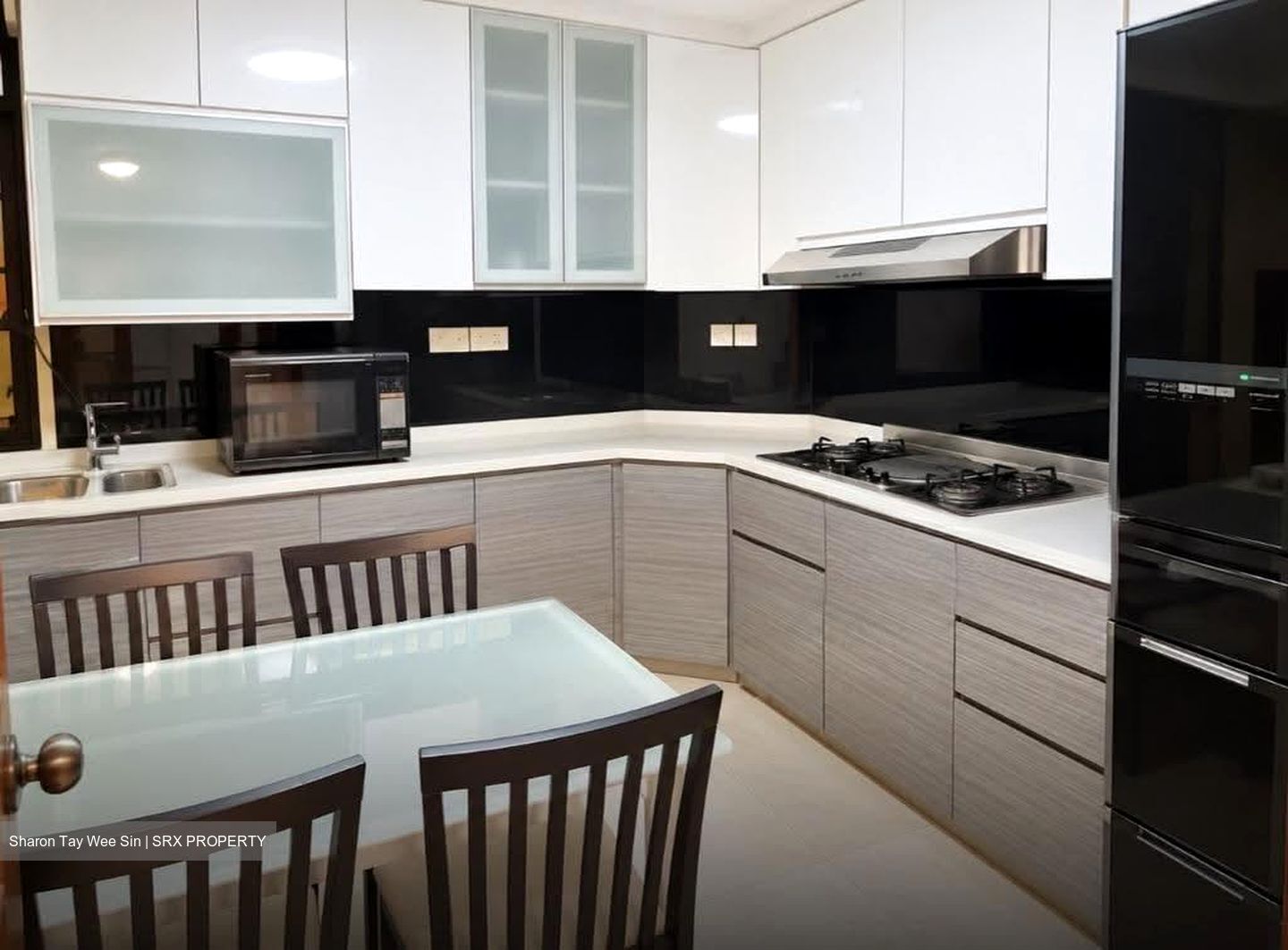 Simsville (D14), Condominium #635513381